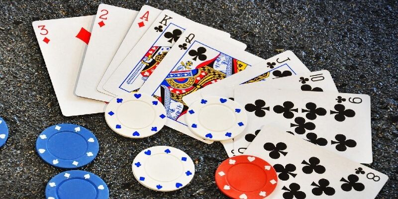 Game bài đổi thưởng ăn tiền cực hấp dẫn 5 Game đánh bài Phỏm online được nhiều người yêu thích và lựa chọn hiện nay bởi nhiều ưu điểm
